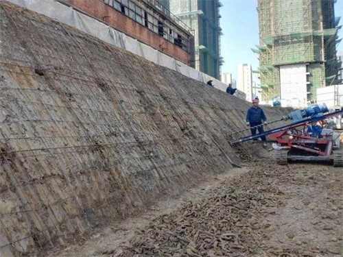 红谷滩建筑边坡支护